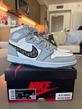 Size 7 - Jordan 1 x Dior High