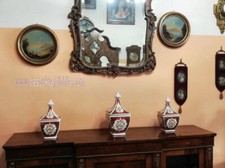 Tris di vasi a potiche in