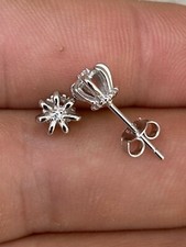 Orecchini a forma di corona in