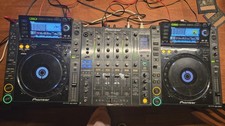 2x Pioneer CDJ-2000 DJ