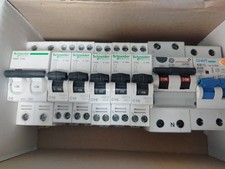 Stock Interruttori magnetotermici, differenziali e magnetotermici differenziali