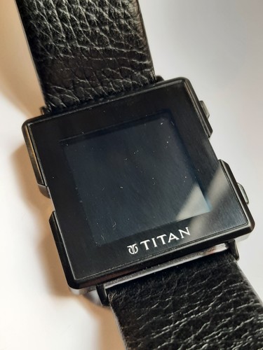 Orologio lcd digitale titan - digitale,