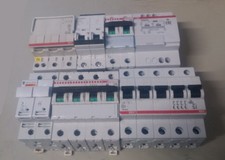 lotto componenti elettronici ABB BTICINO SIEMENS