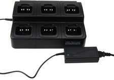 Caricabatteria a sei vie per