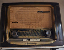 Radio d'epoca a valvole