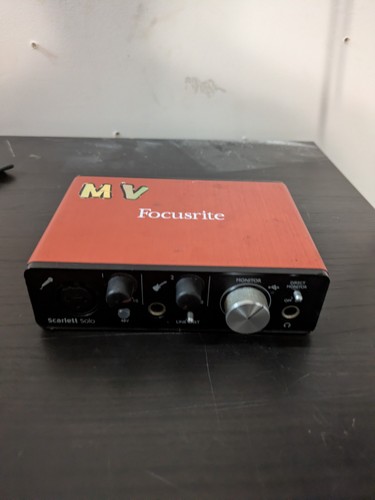 Focusrite - (non, funzionante)