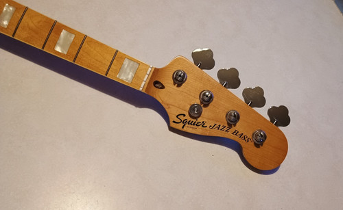 Open box fender squier classic - fender,