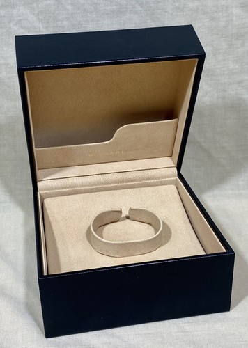 Bvlgari watch box - watch,