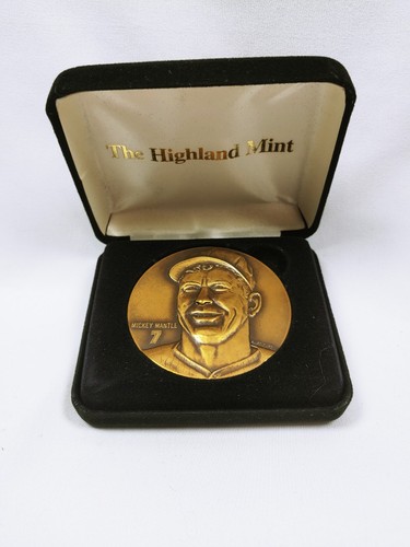 1996 mickey mantle bronze - mickey,