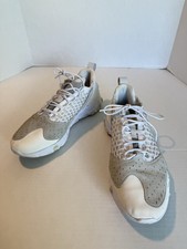 Nike React Sertu AT5301-100