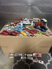 Modellino auto d'epoca da