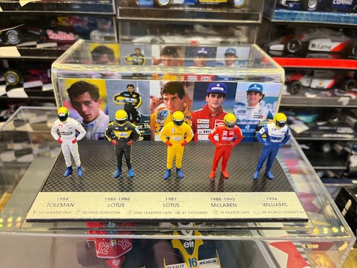 Set figurine ayrton senna - figurine,