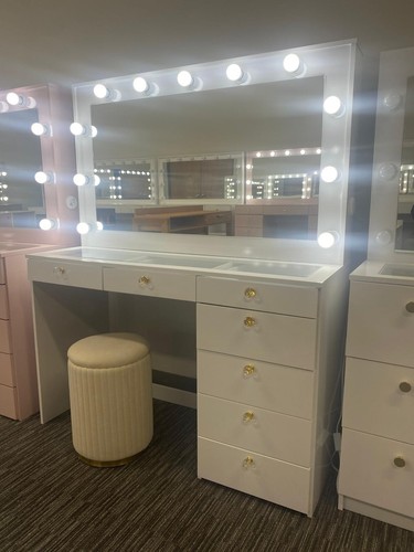 Lighted vanity table - lighted,