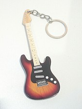 Porte-clé en bois en forme de