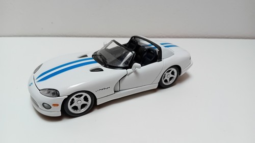 Maisto dodge viper - maisto,