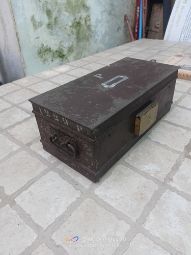 Antica cassetta sicurezza - antica, di