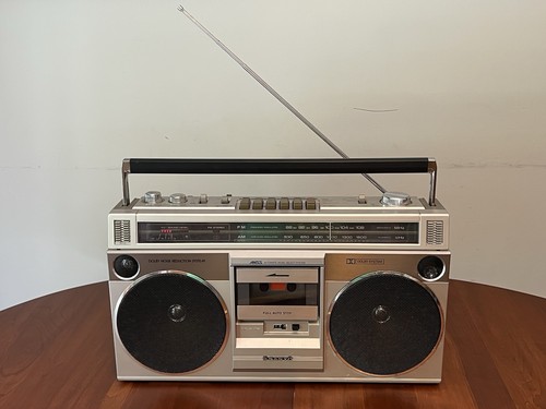Vintage sanyo m9860 - vintage, boombox