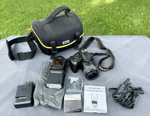 Nikon d3000 dslr - 10,2, nero