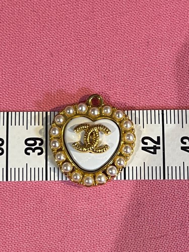 Pendentif breloque charm
