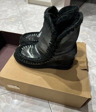 stivali mou neri,modello zeppa interna,in buona condizoni