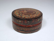 scatola vernice pittura