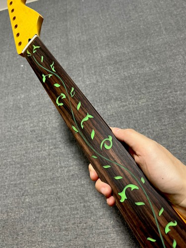 Collo chitarra glow - chitarra,