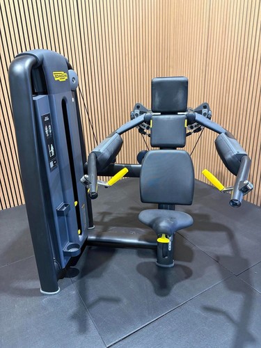 Technogym selection pro - pro, delts