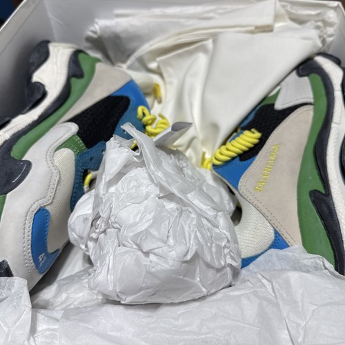 Taglia sneaker balenciaga - 9,