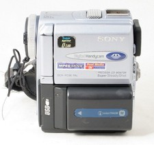 Sony Handycam PC9E completo di