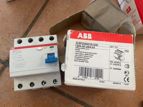 Abb 2csf204001r1250 - abb,