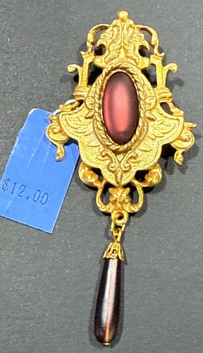 Spilla romantica cabochon