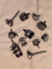 LOTTO DI 11 POTENZIOMETRI