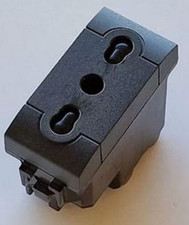 * Bticino L4180 presa spina bipasso 10-16A Living Light International