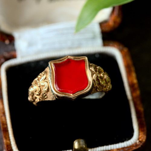 Superbo anello antico - superbo,