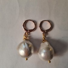 ORECCHINI CON DUE GRANDI PERLE