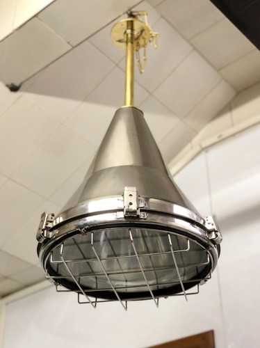 Vecchia lampada sospensione - vecchia,