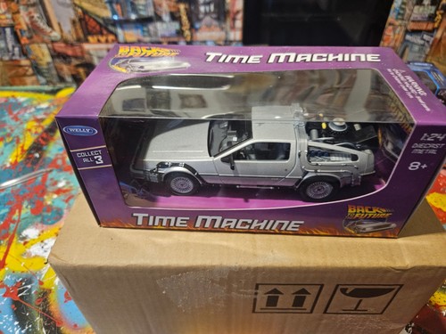 Back the future delorean - back,
