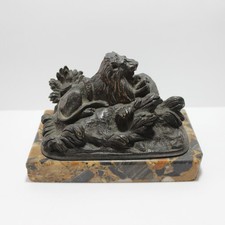 Scultura Leone sulla Roccia in Bronzo XIX Sec. - Grand Tour
