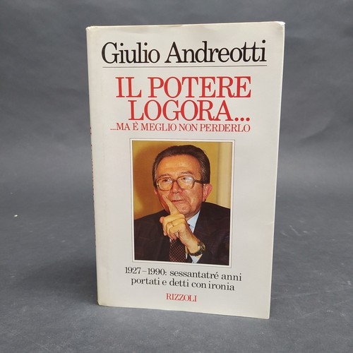 Libro potere logora - libro,