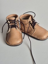 Stivali bambola stringati in