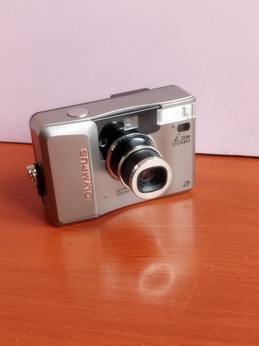 Olympus zoom 2000 - zoom,