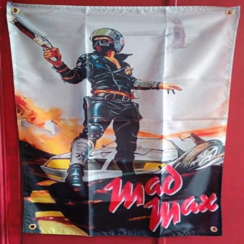 Drapeau mad max - mad,