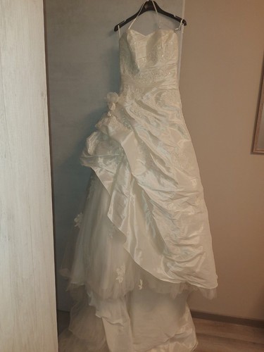 Abito sposa nuovo mai usato - nuovo,