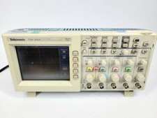 Oscilloscopio digitale Tektronix TDS2024