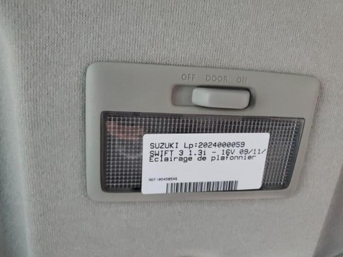 Luce cortesia suzuki swift - di,