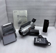 Sony Handycam CCD-TRV208E