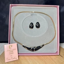 Set collana e orecchini a