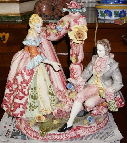 Porcellana personaggi con - personaggi, arpa