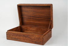 Scatola ornata in palissandro