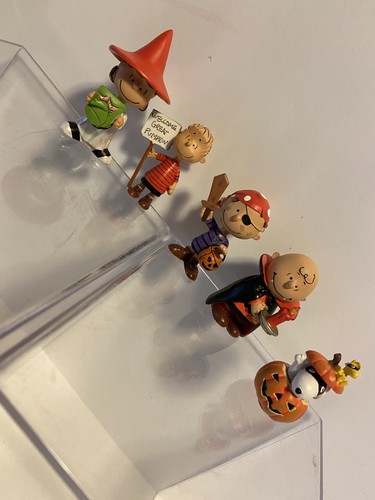 Danbury mint peanuts - mint,